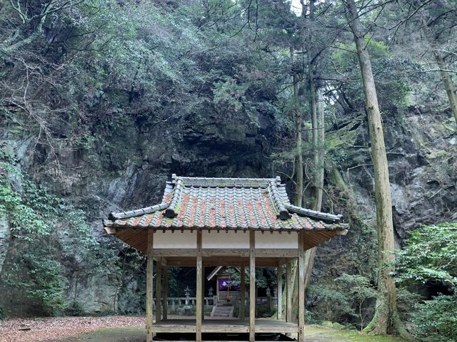 まるでパワースポット!_岩戸神社(長崎県雲仙市)