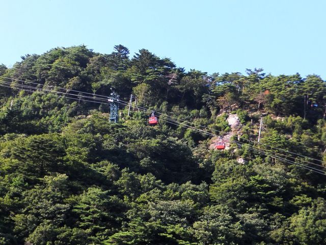 客室から御在所ロープウェイが見えます。_オテル・ド・マロニエ 湯の山温泉