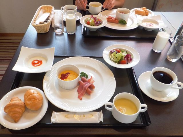 朝食はバイキング形式_オテル・ド・マロニエ 湯の山温泉