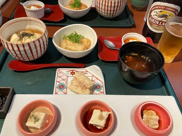 3年ぶりに楽しみに訪れました。が、??品数減ってゆばも小さくなり、正直がっかりしました。_ゆば泉 清水五条坂店