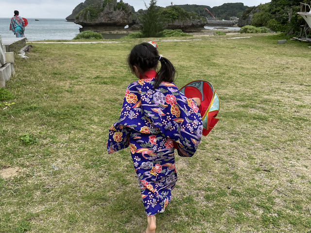プライベートビーチで最高の思い出_琉装体験 笑結ーわらゆいー