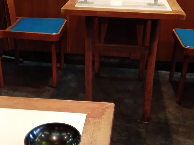 テーブル席_おざわとんかつ