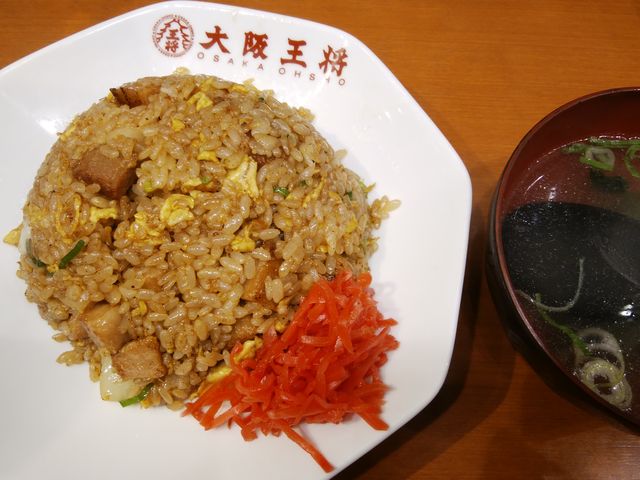 パラパラ感は意外にありませんでした。作り手によるのでしょうか。_大阪王将西葛西店