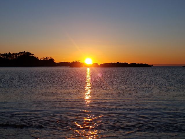 田中浜の朝日_気仙沼大島