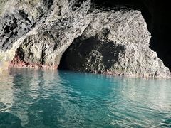 小樽 青の洞窟 釣り体験付きクルーズの写真1