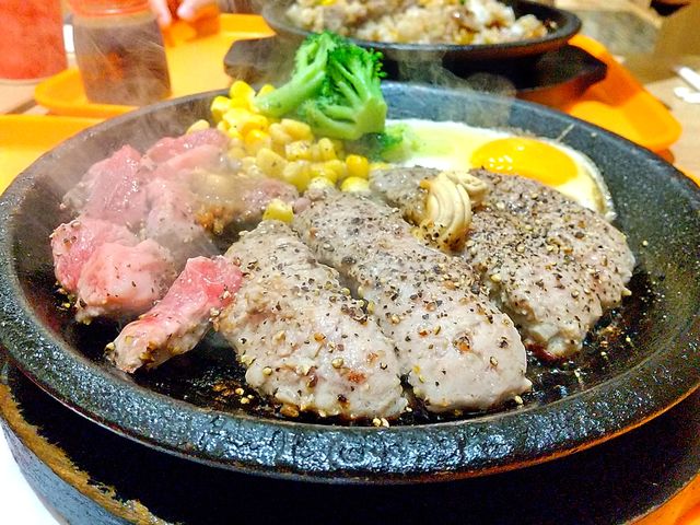 ステーキとハンバーグのアツアツ鉄板焼、ご飯がススム!_ペッパーランチダイヤモンドシティ・アルル店
