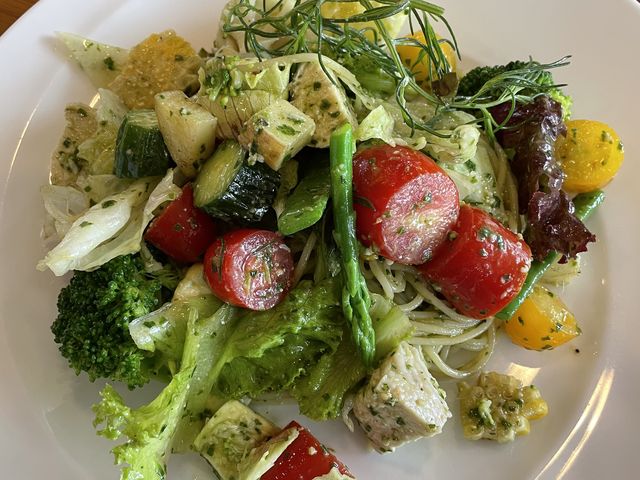 ジェノベーゼパスタ_アイスクリーム 花茶