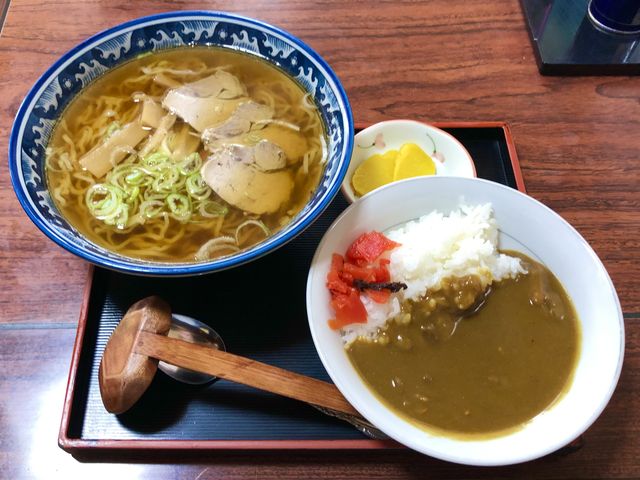 あごだしラーメン+半カレー♪_お食事の店来夢