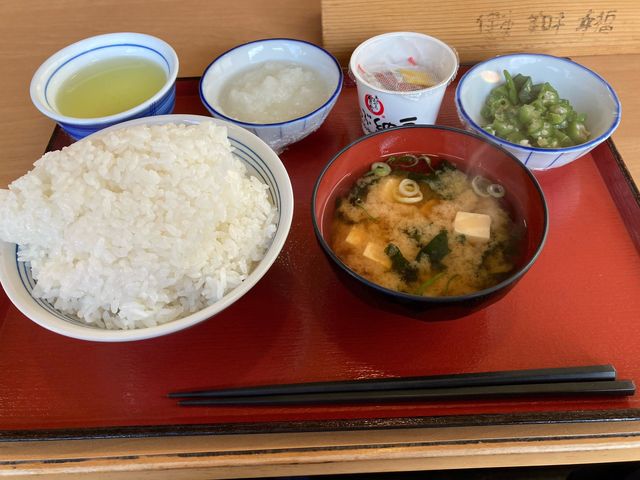 朝食_まいどおおきにきつき三川食堂