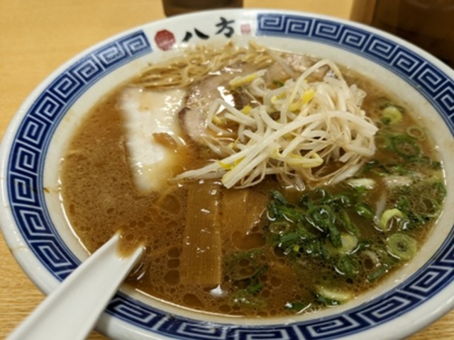 中華そば 変わらない味。おいしい〜_八方