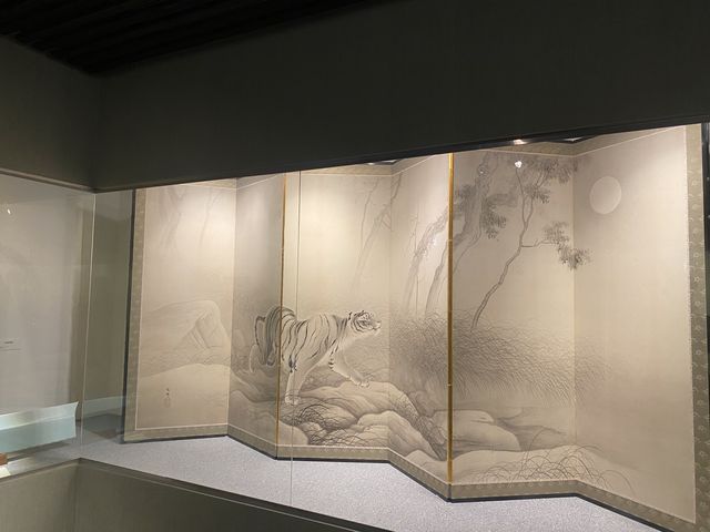 手書きとは思えないですよね。_熱海山口美術館