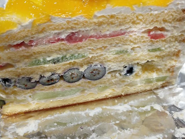 フレッシュフルーツケーキ_HARBS 大名古屋ビル店