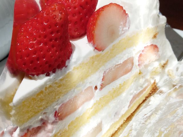 夏いちごのケーキ_HARBS 大名古屋ビル店
