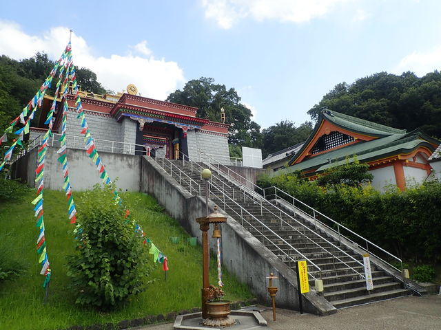 チベット寺院 強巴林