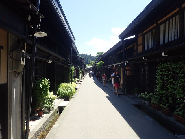高山本町2丁目商店街