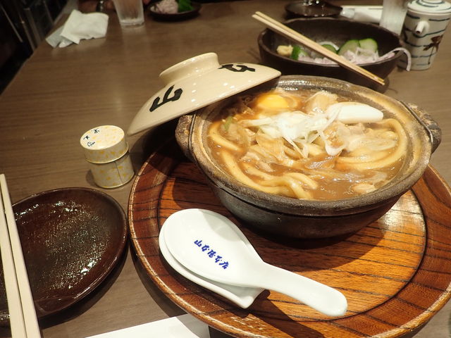 山本屋本店 エスカ店