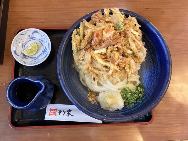 台風の来る前に高松に行き久しぶりにもり家で かき揚げおろしぶっかけ を食べました。_本格手打 もり家