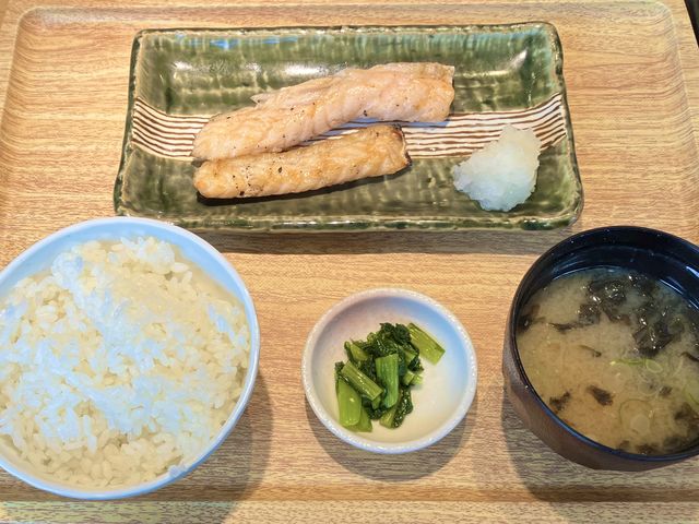 サーモンハラス焼き定食_旬鮮だいにんぐ天狗 学芸大学駅前店