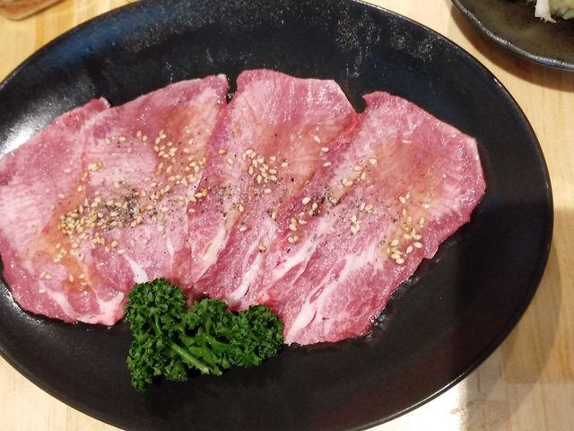 牛タン_炭火焼肉ホルモン やまけん 両替町店