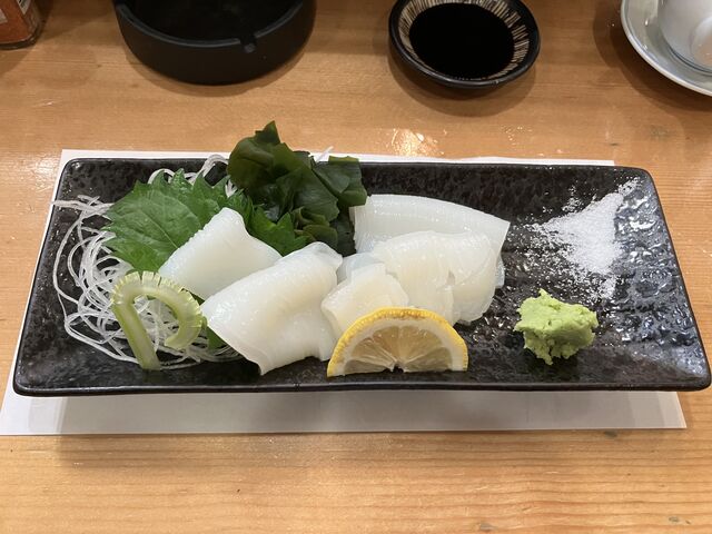 イカの造り_ひょうたん寿し新大阪店