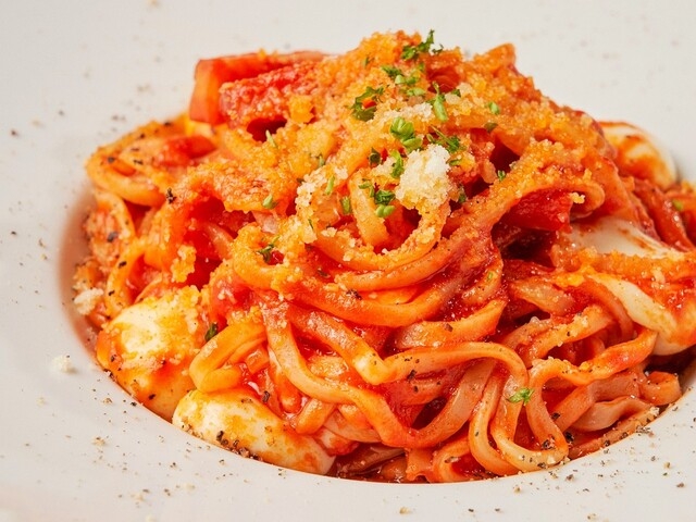 モッツアレラチーズとベーコンのトマトパスタ_ふわとろオムライスとチーズカフェ たまごのきもち。名駅店