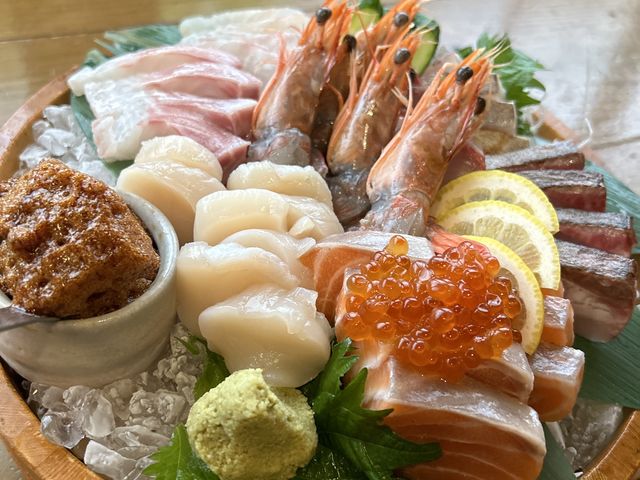 お刺身最高に美味しいお店です!
焼き鳥その他メニューも沢山ありボリューム大でした。_ととや