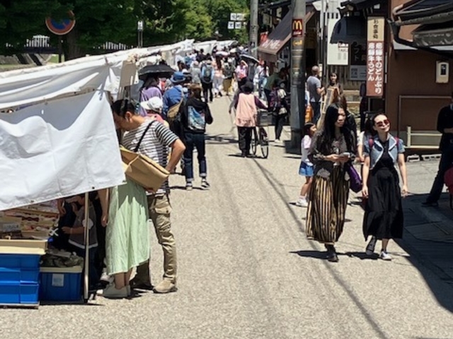 にぎやか_宮川朝市