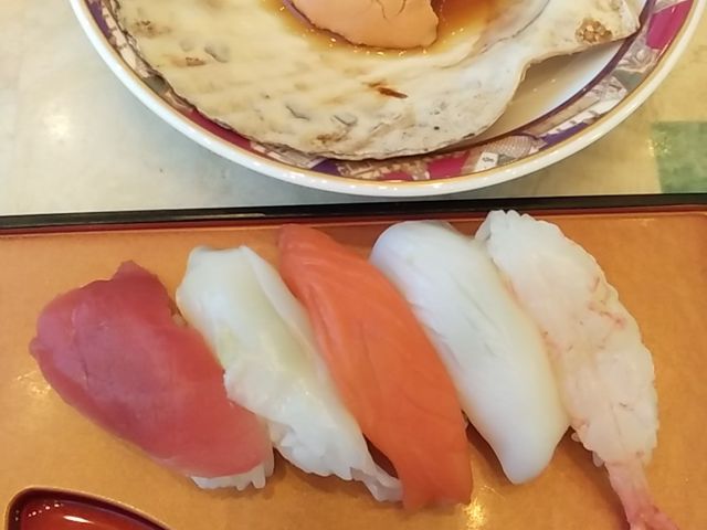 寿司、帆立焼_札幌プリンスホテル