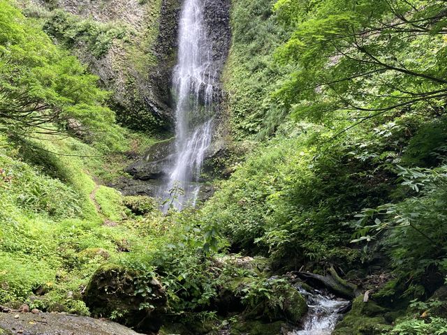 目的地の滝です!_北上巣箱