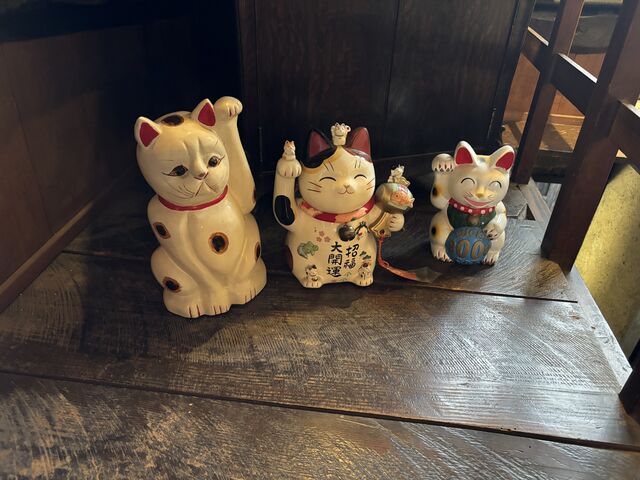 レトロな招き猫_招き猫美術館