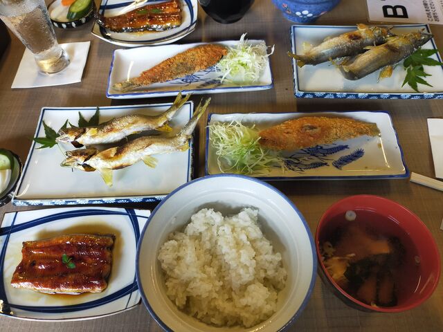 鰻も付いた城定食_森田城やな