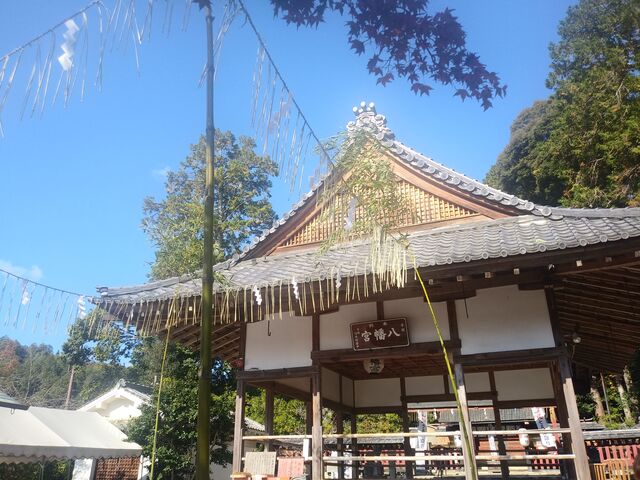 山城国最古の八幡宮だそうです。_平岡八幡宮