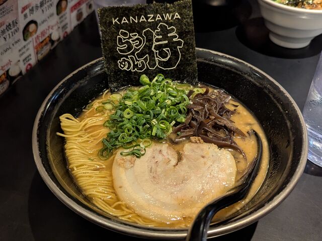 和風とんこつ_らうめん侍の侍