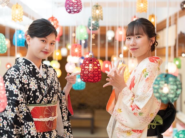 着物で撮影-02(2024.10.03)_自遊花人水引ミュージアム
