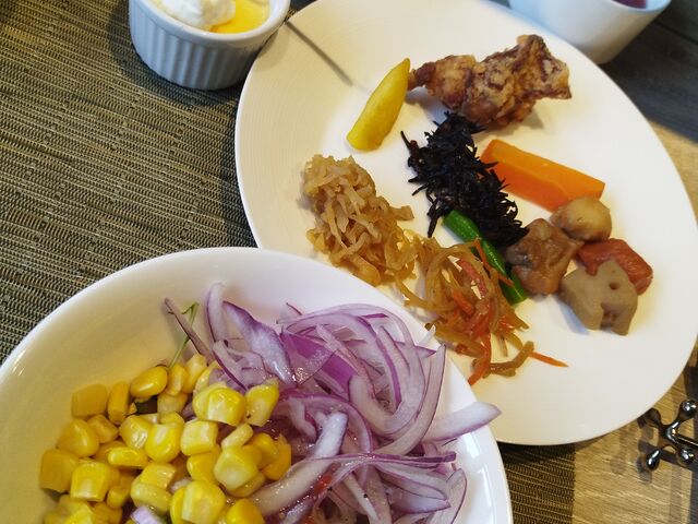 この日のお惣菜は、他に麻婆豆腐・うどん・明太クリームパスタがありました_エスペリアホテル博多