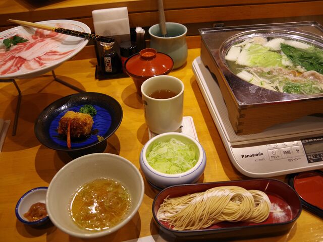遊食菜采いちにいさん国分店