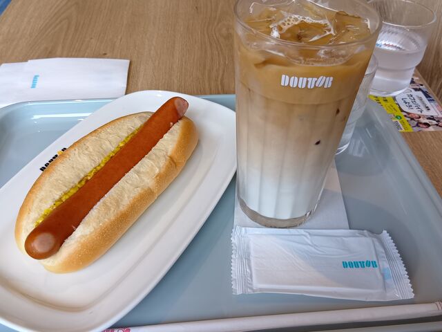 アイスラテとジャーマンドック_新左近川親水公園