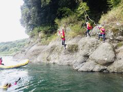 シャイニングフィールドの写真1