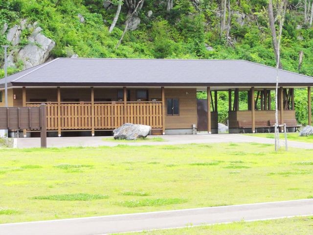 休憩所_普代浜園地キラウミ