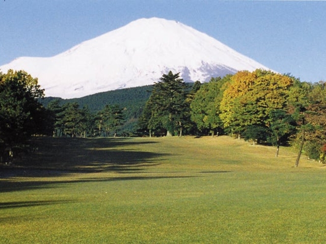 富士小山ゴルフクラブの写真1
