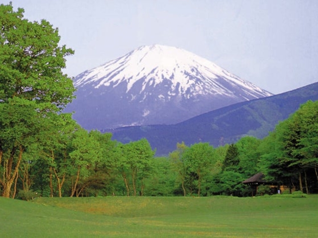 東富士カントリークラブの写真1