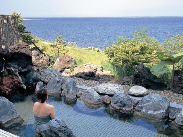 湯元尾岱沼温泉シーサイドホテル