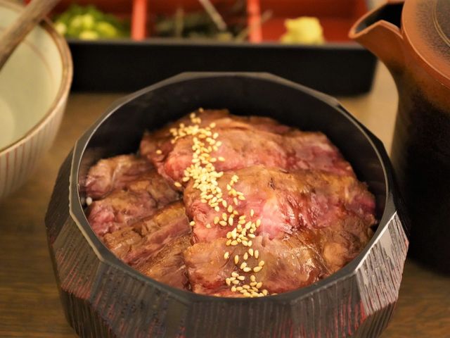 すきやき・しゃぶしゃぶ 池国 IKEKUNI