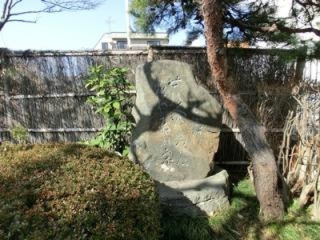 可伸庵跡(軒の栗跡)