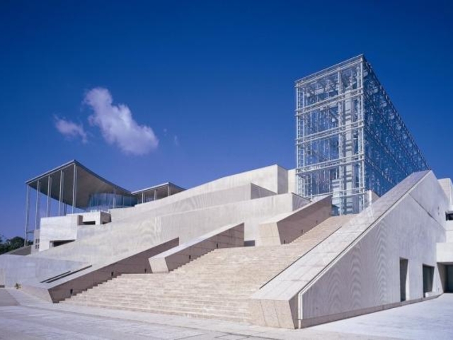 岡崎市美術博物館