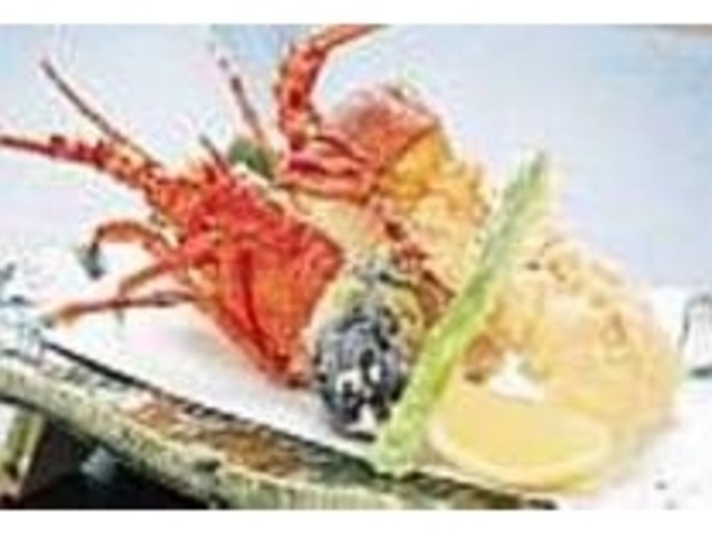 食感がたまらない『伊勢エビの天ぷら』_魚々菜