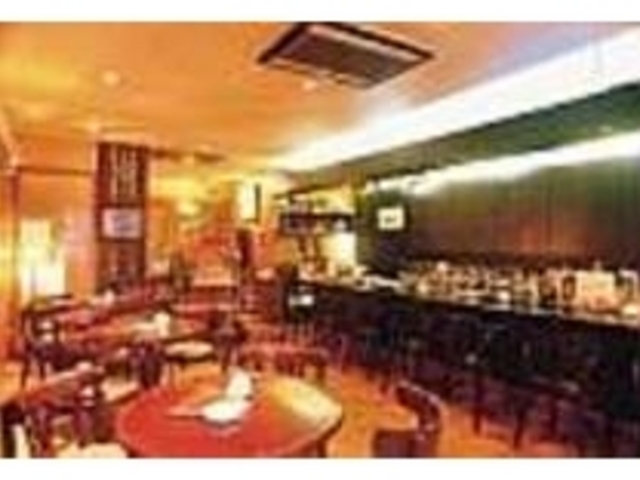 店内に入ると珈琲の香りがたちこめている_カフェ・ド・ポアール
