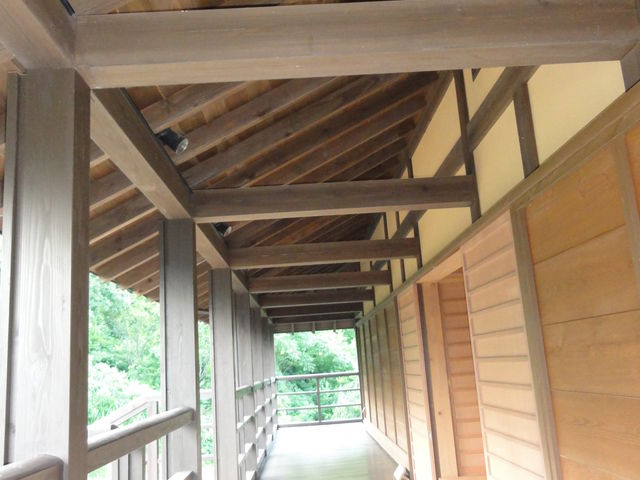 光の館