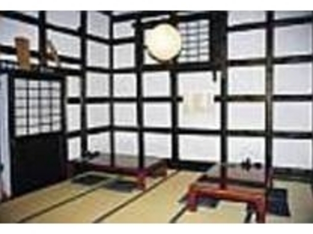 蔵の中の粋な空間で、打ちたての蕎麦を_石臼粗引手打蕎麦 彦庵