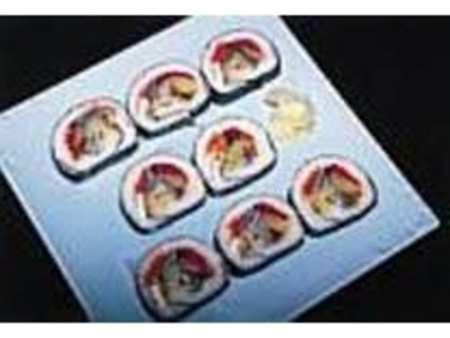 新鮮なネタを豪華に巻いた特製太巻き_常寿し